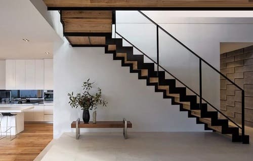 thiết kế thi công cầu thang sắt hộp tại đà nẵng (2)